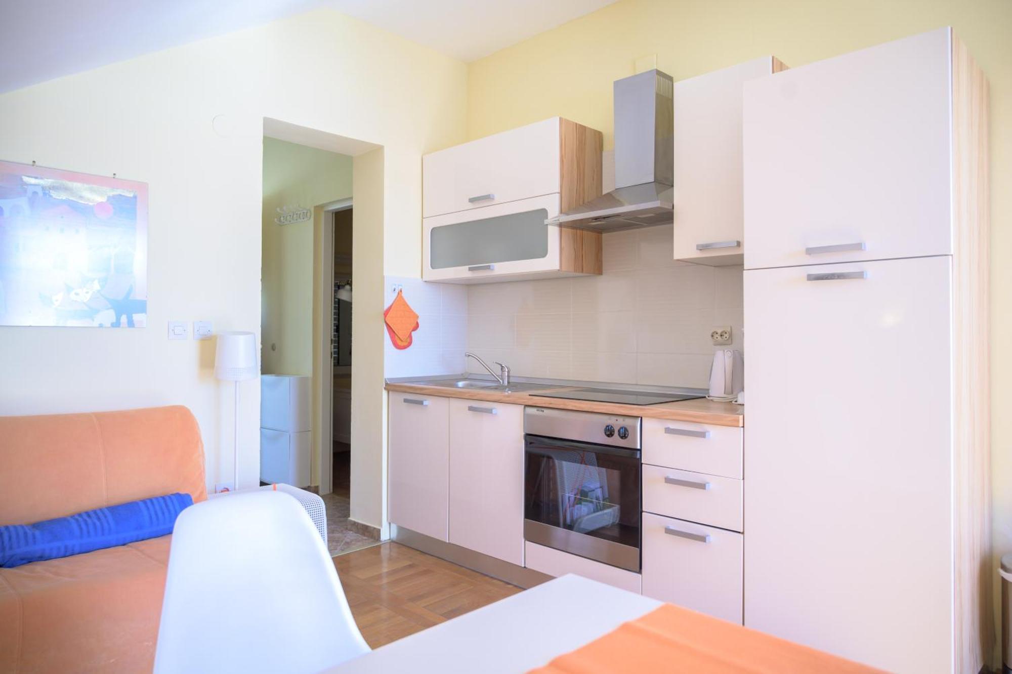 Apartment Christian Karlobag Ruang foto
